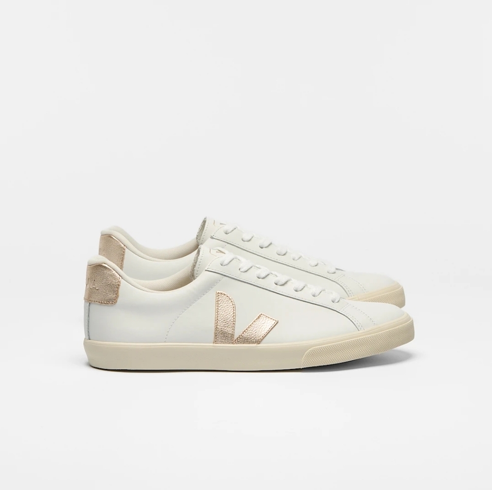 VEJA ESPLAR White and Gold Low-top Sneakers. (Only Tried On In House). Sz 11